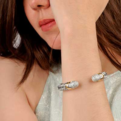 Gold & Silver bracelet, scale dragon chain round 6mm, spring lock with 18K gold hammer motif and white topaz pave stones