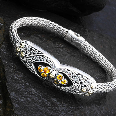 Gold & Silver bracelet, scale dragon chain round 6mm, spring lock with 18K gold hammer motif and white topaz pave stones