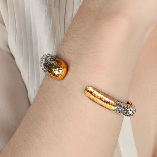 Gold & Silver bracelet, scale dragon chain round 6mm, spring lock with 18K gold hammer motif and white topaz pave stones