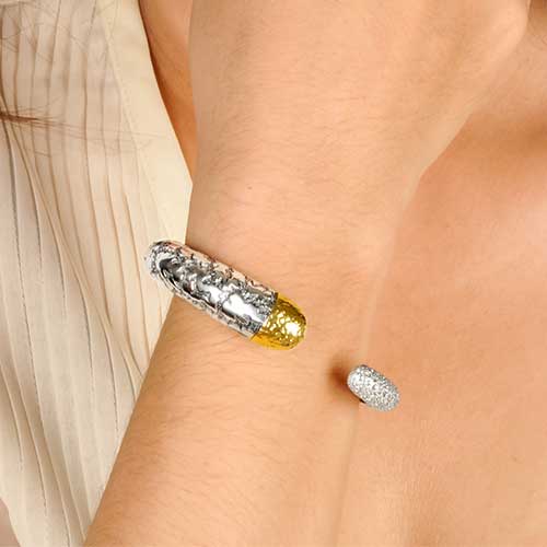 Gold & Silver bracelet, scale dragon chain round 6mm, spring lock with 18K gold hammer motif and white topaz pave stones